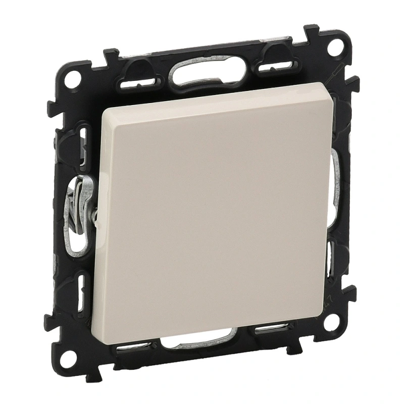 ������������� ����������� Legrand Valena Life (�������� �����)