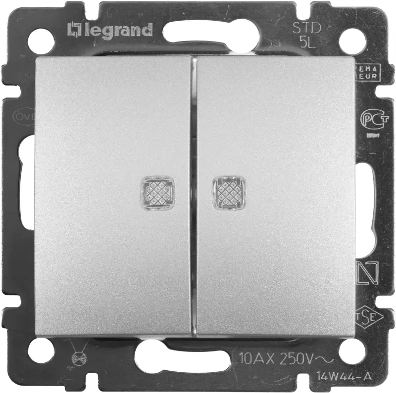 Двухклавишный выключатель Legrand Valena с подсветкой (Алюминий) Двухклавишный выключатель Legrand Valena с подсветкой (Алюминий)