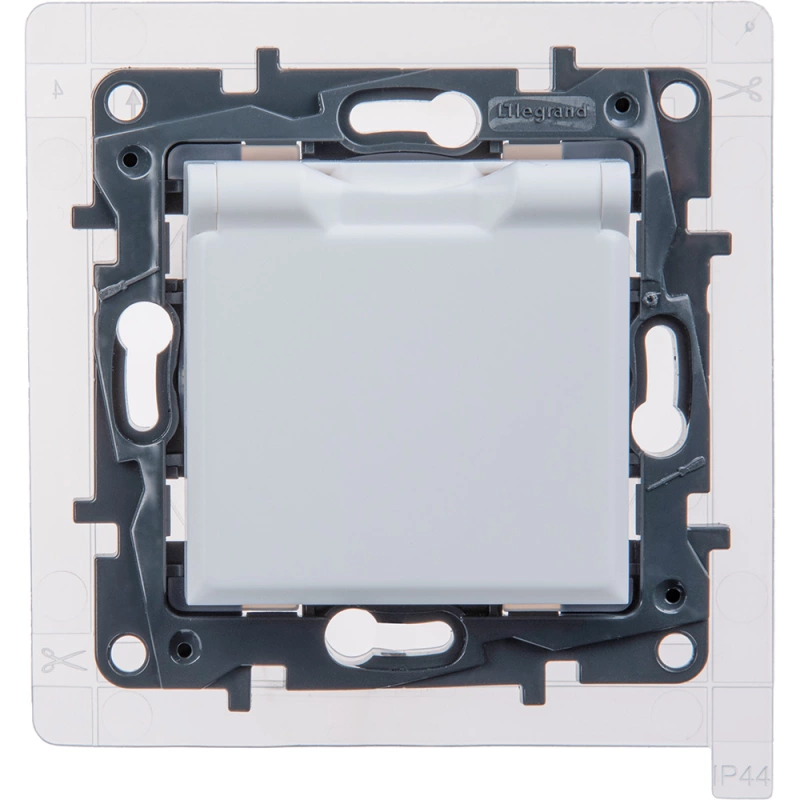    IP44 Legrand      ()