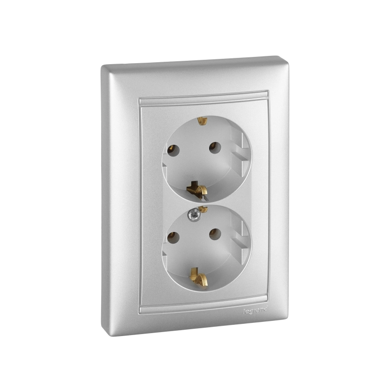 ������� ������������� � �����������  Legrand Valena (��������)