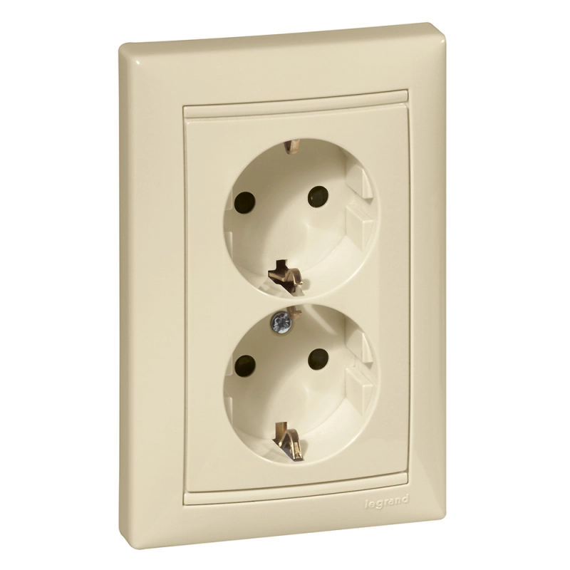 ������� ������������� � �����������  Legrand Valena (�������� �����)