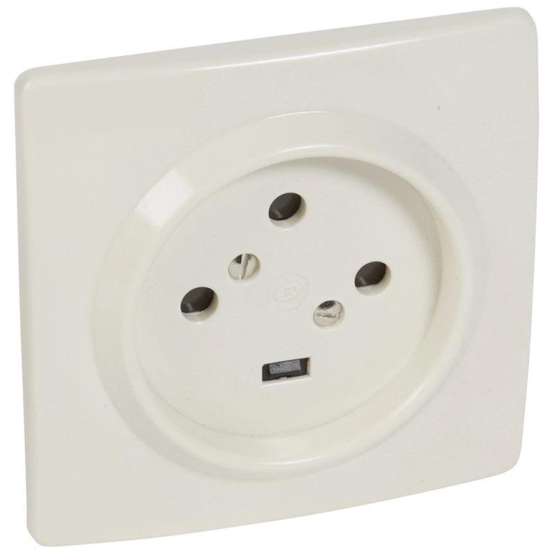 Розетка Legrand 20А 3К+З шторки, обрамление 95х95мм (слоновая кость) Розетка Legrand 20А 3К+З шторки, обрамление 95х95мм (слоновая кость)