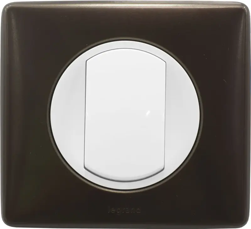 Рамка четырехместная Legrand Celiane (графит) Рамка четырехместная Legrand Celiane (графит)