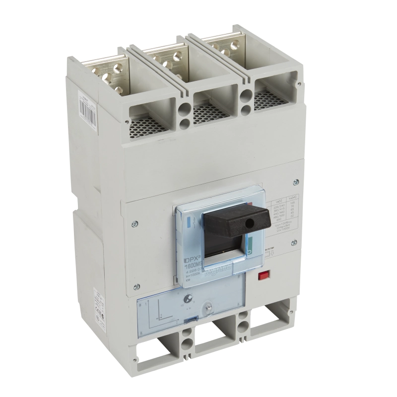 DPX3 1600 1000A 3П 70кА только магнитный расцепитель DPX3 1600 1000A 3П 70кА только магнитный расцепитель