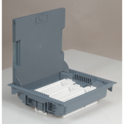 Напольная коробка 18 модулей с регулируемой глубиной 75-105 мм, серая / Крышка для коврового/паркетного покрытия