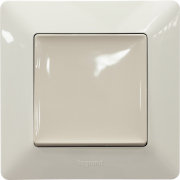  Legrand Valena Life  