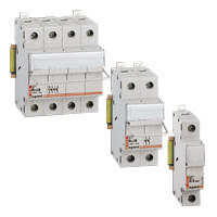 Патрон на DIN-рейку 1P+N/32А-500V д/предохр.10х38 Патрон на DIN-рейку 1P+N/32А-500V д/предохр.10х38