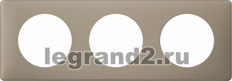 Рамка трёхместная Legrand Celiane (грэй перк) Рамка трёхместная Legrand Celiane (грэй перк)