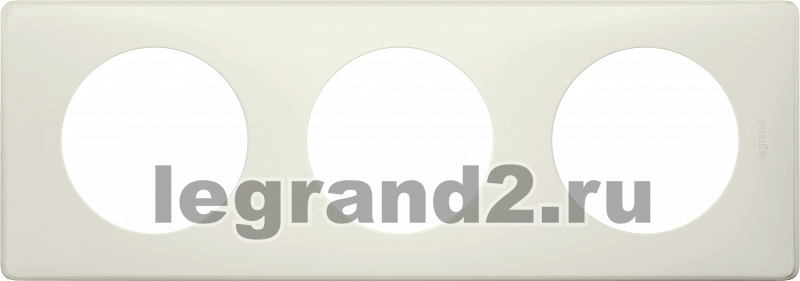 Рамка трёхместная Legrand Celiane (белая перкаль) Рамка трёхместная Legrand Celiane (белая перкаль)